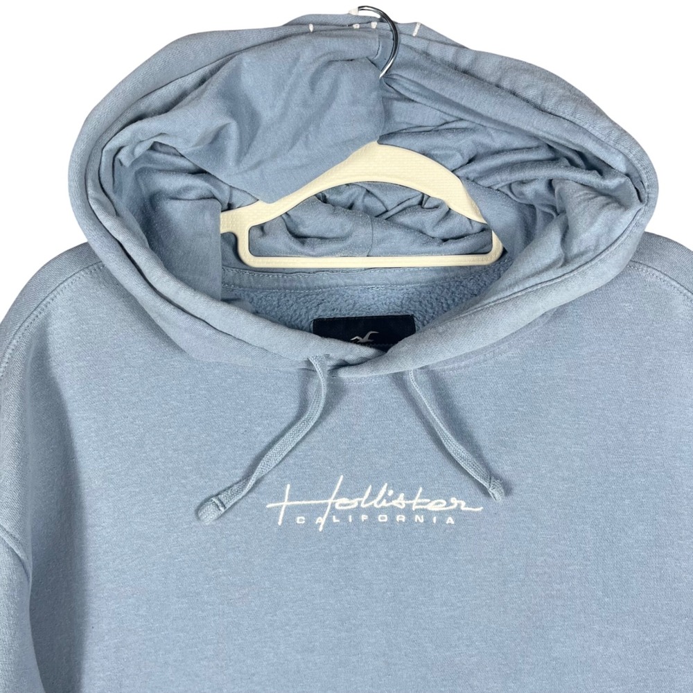 Hollister Hoodie Men Medium Light Blue Must-Have Collection Embroidered‎ Logo